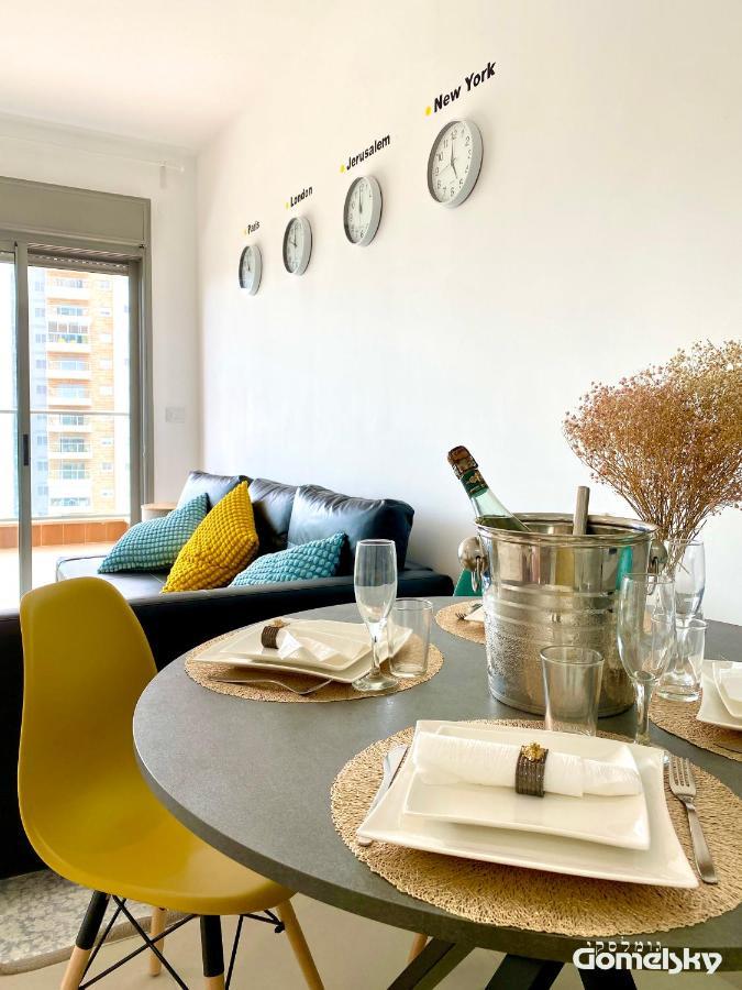 • Spacious Apartment In Trendy Akko/Acre • Buitenkant foto
