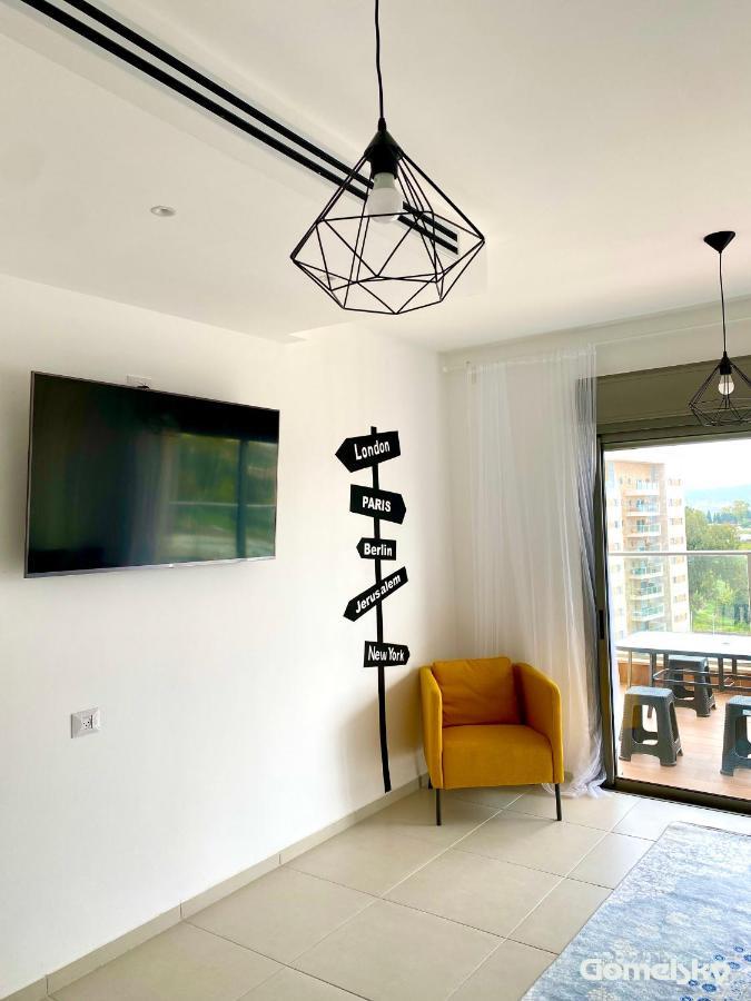 • Spacious Apartment In Trendy Akko/Acre • Buitenkant foto